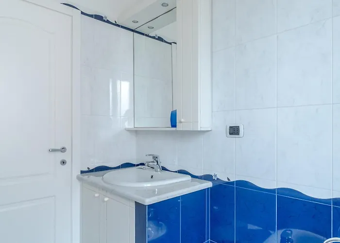 Italianway - Aurelia Levante 103 B راباللو